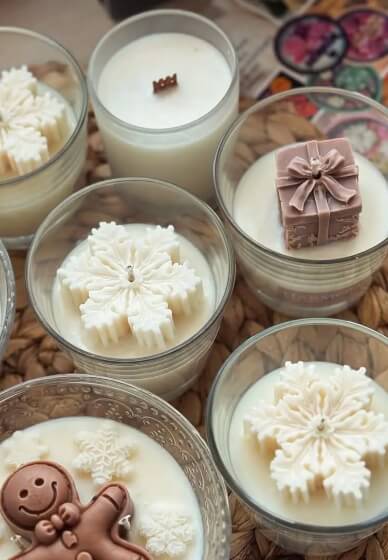 A Little Christmas Magic: Festive Candle-Making Workshop