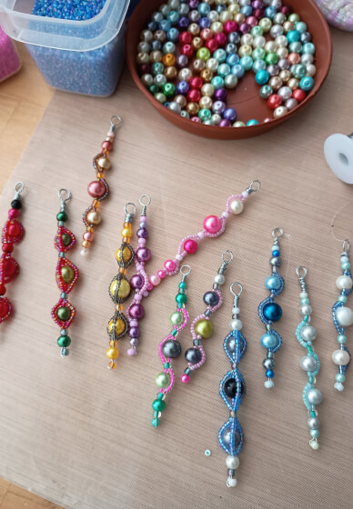 Craft Workshop: Beaded Christmas Icicles