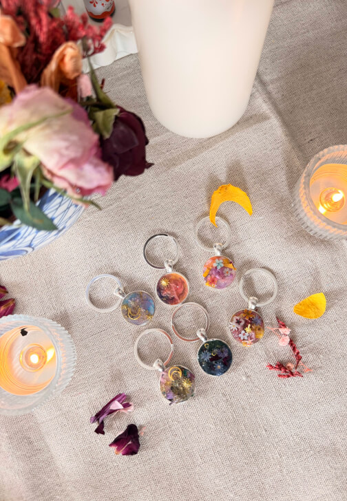 Dried Flower UV Resin Keyring Making Workshop