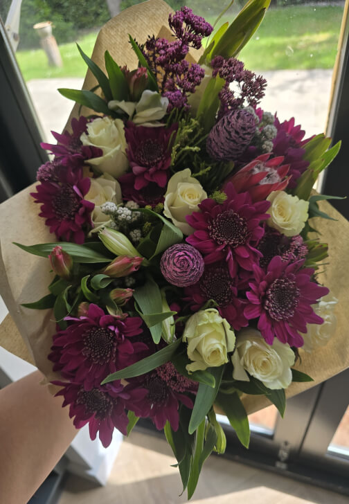 Hand-Tied Bouquet Experience