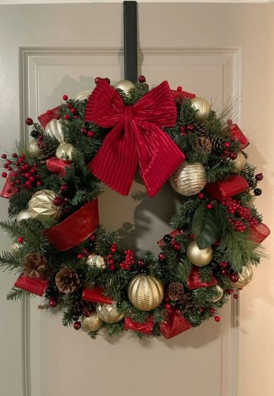 A Very Merry Christmas Wreath-Making Workshop
