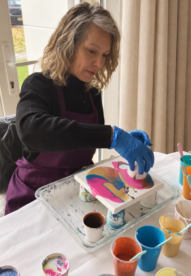Acrylic Pouring Flip Cup and Drag Workshop