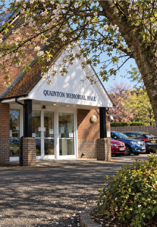 Painting class in Quainton