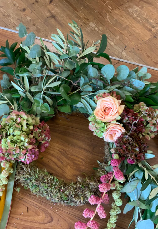 Floristry class in Harlow with Puffers Green Studio
