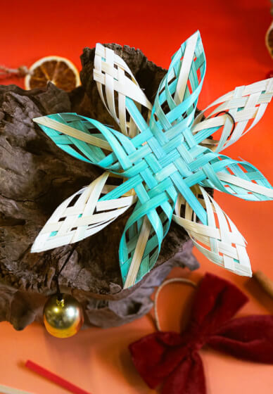 Bamboo Snowflake Weaving Workshop