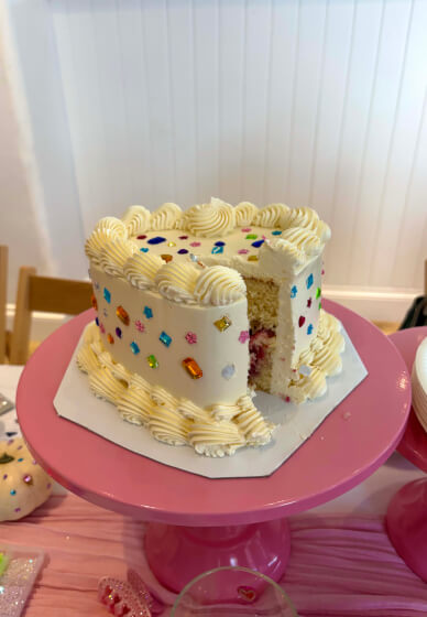 Bedazzling Workshop with Cake and Tea