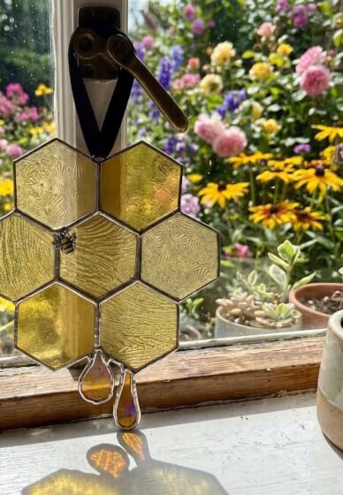 Bee-utiful Stained Glass – Honeycomb Lightcatcher Workshop