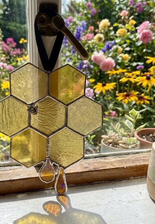 Bee-utiful Stained Glass – Honeycomb Lightcatcher Workshop