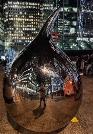 Canary Wharf Winter Lights Smartphone Photography Class