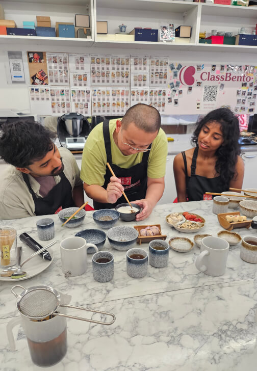 Tea class in Archway with Simon and Hanna's Foodie Kitchen