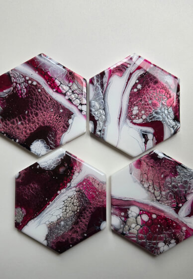 Christmas Acrylic Pouring Workshop - Winter Glow Coasters