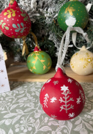 Christmas Bauble Painting and Decorating Workshop