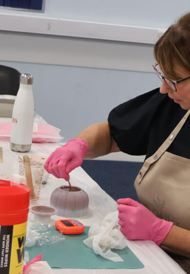 Christmas Decorations Resin Workshop