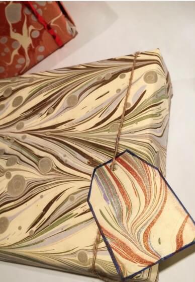 Christmas Marbling on Bauble and Paper Workshop