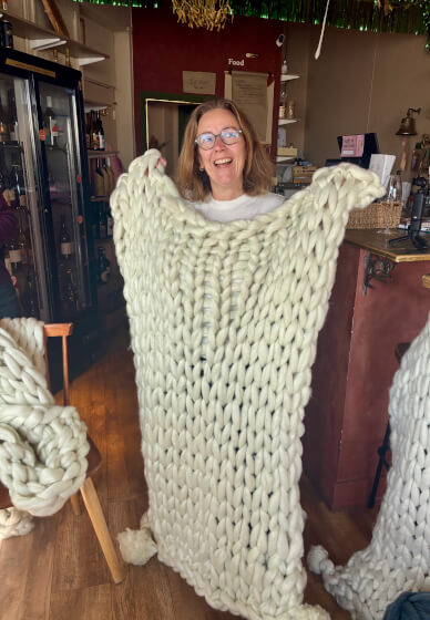 Chunky Arm-Knitted Blanket Workshop - Well House Rawdon