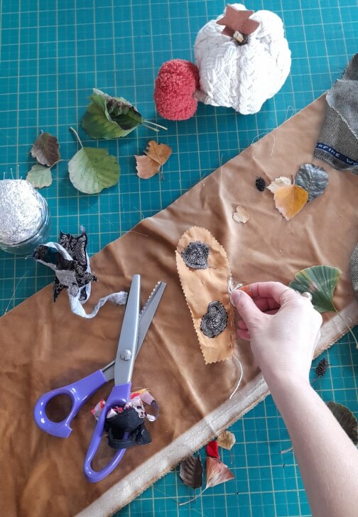 Textiles class in Leamouth