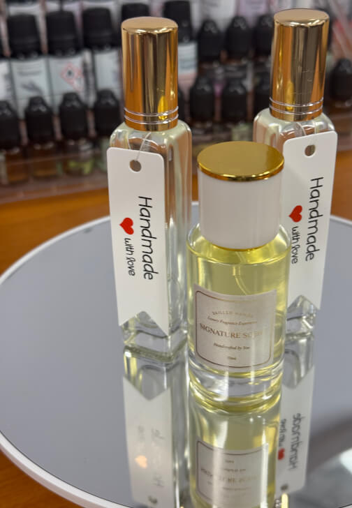 Photo from a perfume Making class in Nottingham