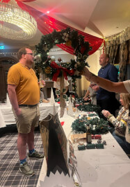 Faux Christmas Wreath Making - Nottingham