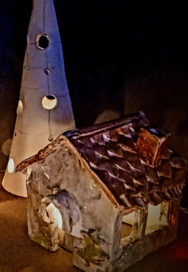 Festive Pottery Class: Sculpt a Christmas House