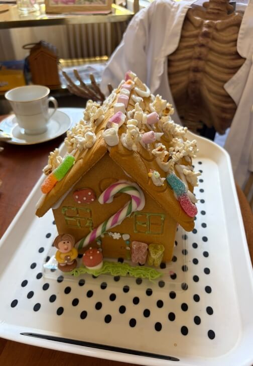 Halloween Gingerbread House Decorating Workshop