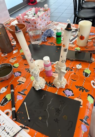 Halloween Gingerbread House Decorating Workshop