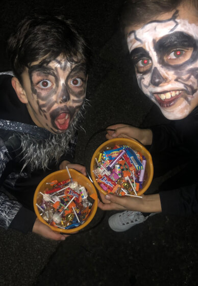 Halloween Gingerbread House Decorating Workshop