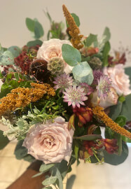 Hand-Tied Bouquet Experience