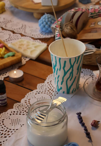 Mindful Christmas Candle Making Workshop