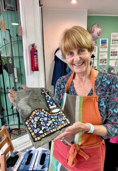 Mixed-Media / Picassiette Mosaics on Slate Workshop