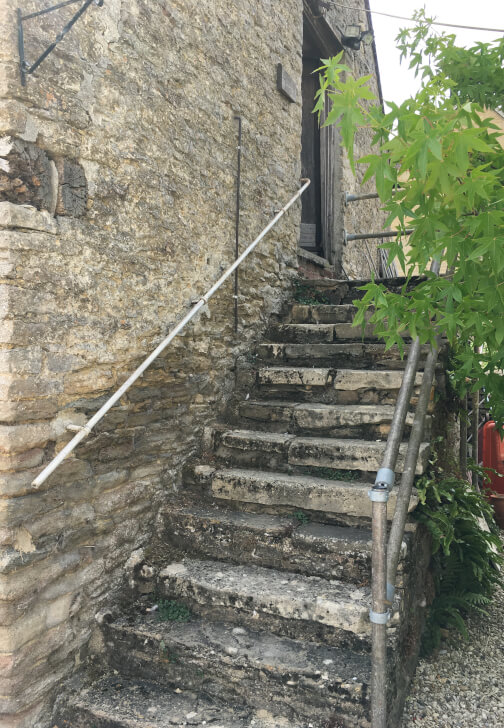 Glass and Mosaic class in Lechlade