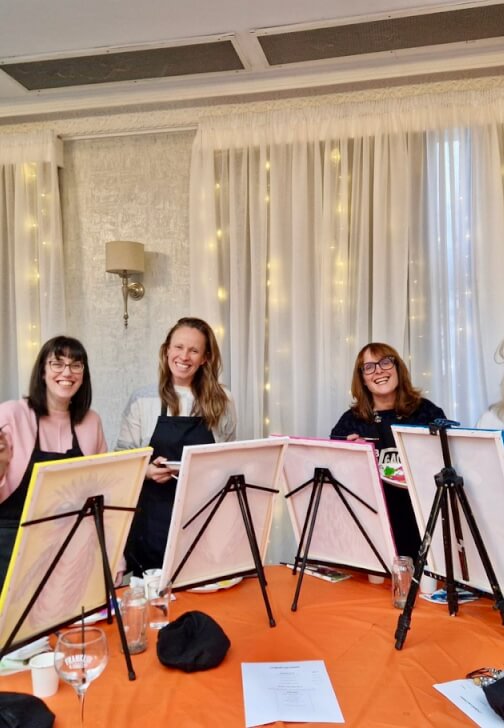 Paint and Sip Experience: Festive Flourish