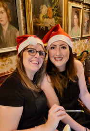 Paint and Sip Experience: Festive Flourish