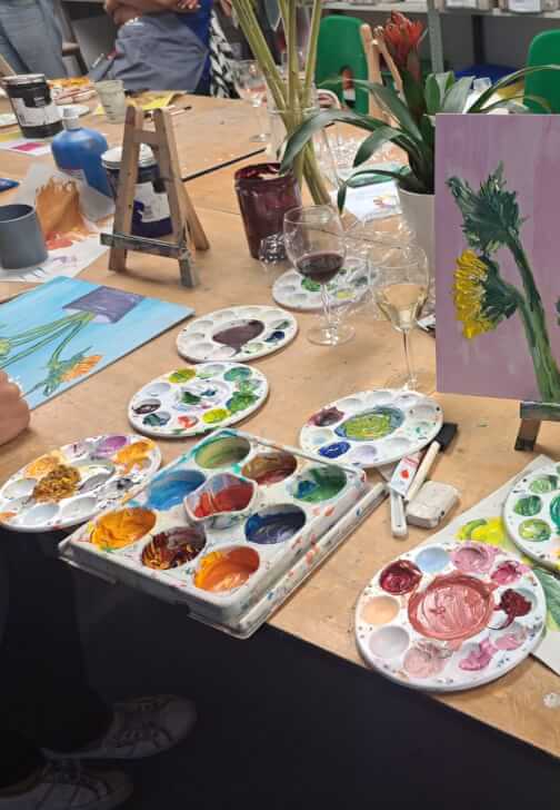 Painting class in Clapham