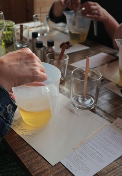 Pressed Flowers Candle Making Workshop