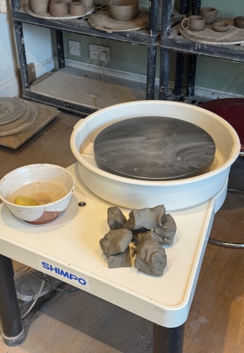 Photo from a pottery class in Kirknewton