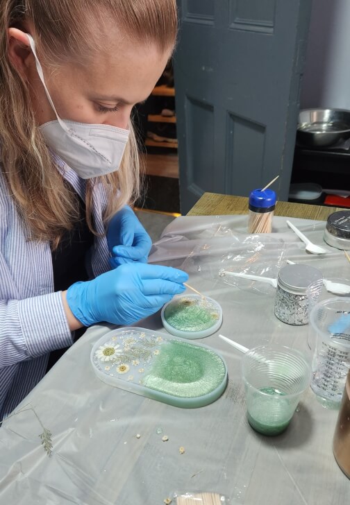 Photo from a fluid Art class in Blackburn