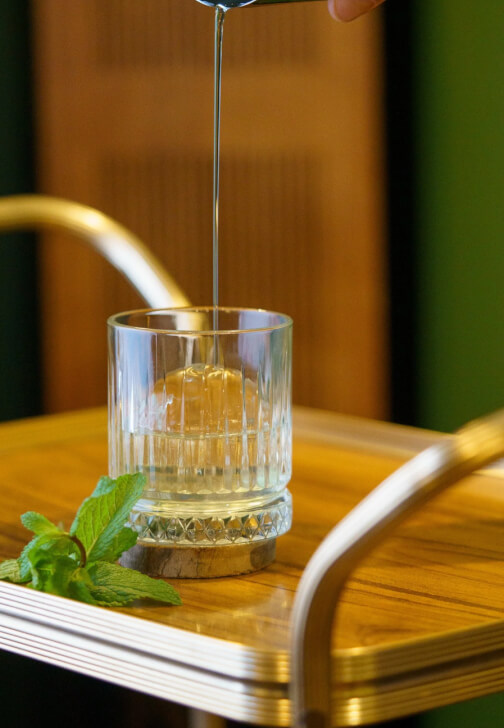 Cocktail class in Islington with Bell & Viv