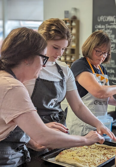 Traditional Loaf, Bagels and Tangzhong Buns Class