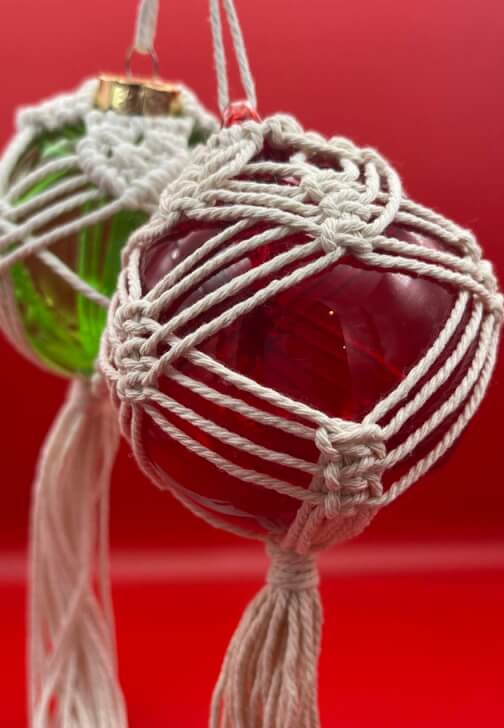 Victorian Inspired Macrame Decorated Christmas Bauble Workshop