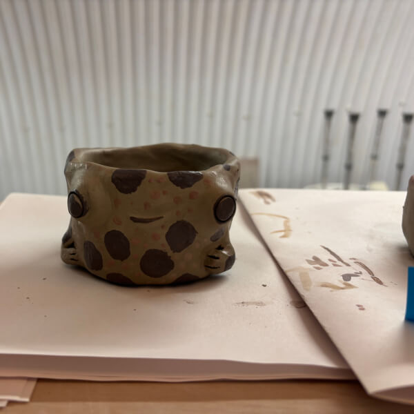 Group Hand Building Pottery Workshop review by Daria Zudenkova - London