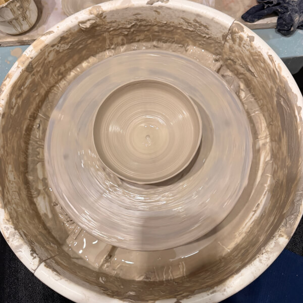 Pottery Wheel Throwing Taster Class review by Mariam Conde - London